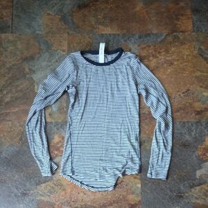 Lululemon Hold Tight Long Sleeve 4